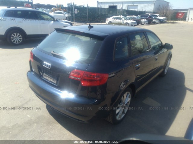 Photo 3 VIN: WAUBJAFM2CA158194 - AUDI A3 