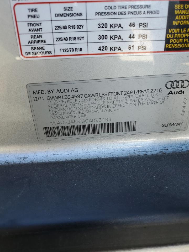 Photo 12 VIN: WAUBJAFM3CA093193 - AUDI A3 