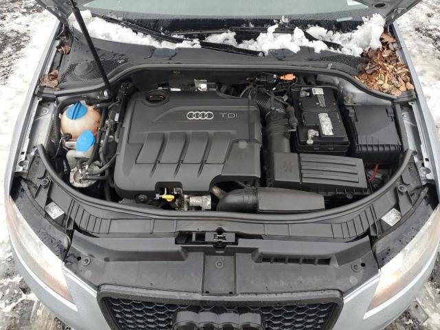 Photo 10 VIN: WAUBJAFM3CA164909 - AUDI A3 