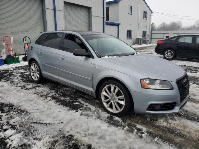 Photo 3 VIN: WAUBJAFM3CA164909 - AUDI A3 