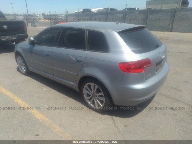 Photo 2 VIN: WAUBJAFM9CA125578 - AUDI A3 