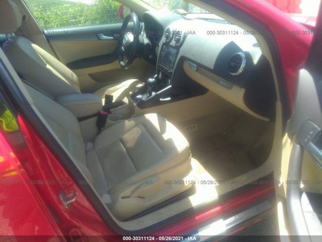 Photo 4 VIN: WAUBJAFMXCA130126 - AUDI A3 