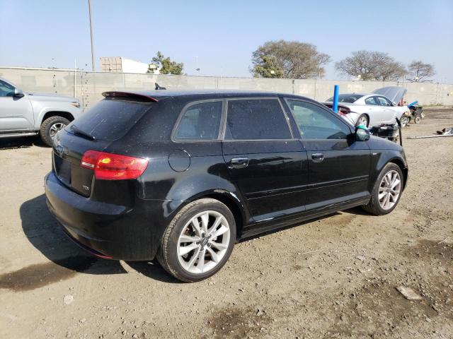 Photo 2 VIN: WAUBJBFM0CA091245 - AUDI A3 PREMIUM 