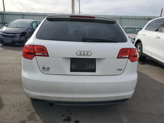 Photo 5 VIN: WAUBJBFM2BA052140 - AUDI A3 PREMIUM 