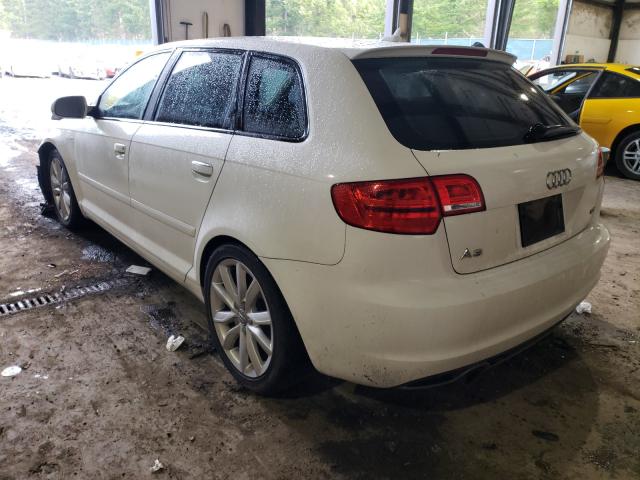 Photo 2 VIN: WAUBJBFM2BA071058 - AUDI A3 