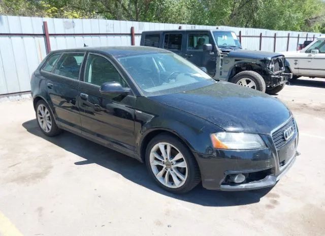 Photo 0 VIN: WAUBJBFM5CA144876 - AUDI A3 