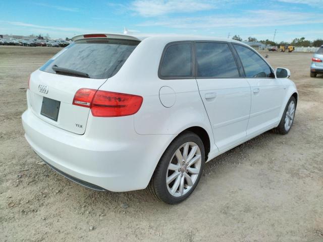 Photo 3 VIN: WAUBJBFMXBA051365 - AUDI A3 PREMIUM 