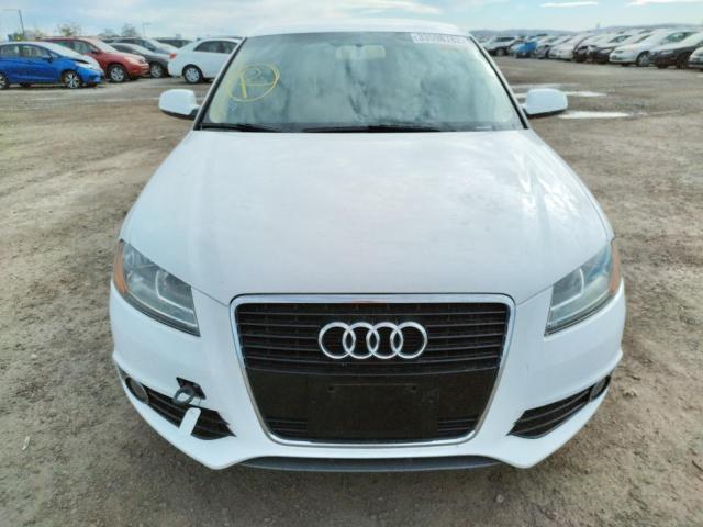 Photo 8 VIN: WAUBJBFMXBA051365 - AUDI A3 PREMIUM 