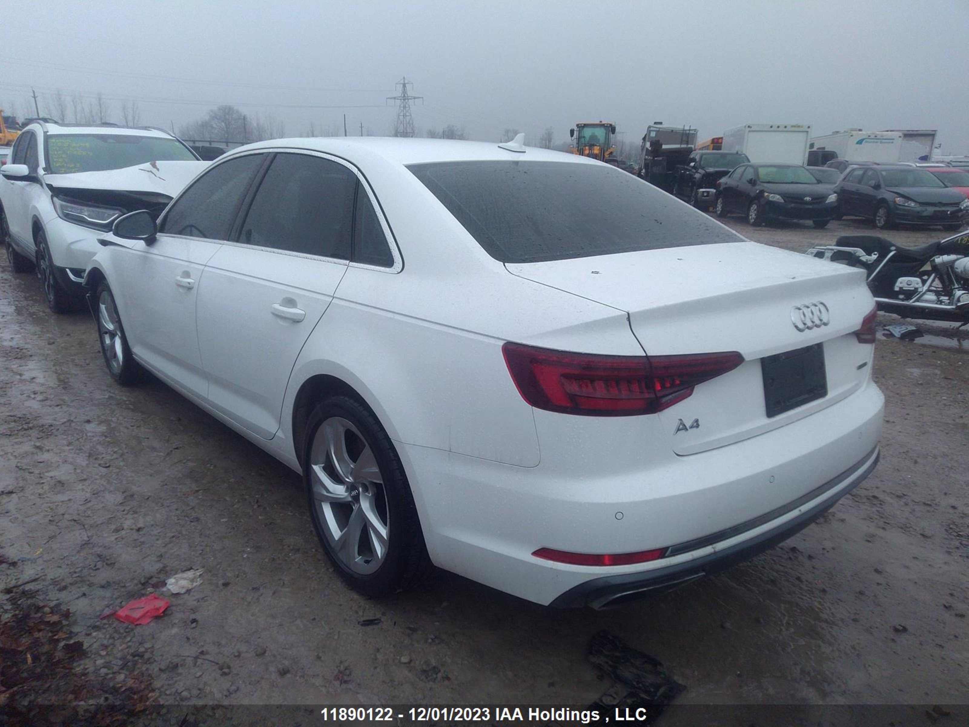 Photo 2 VIN: WAUBNAF42KN017928 - AUDI A4 