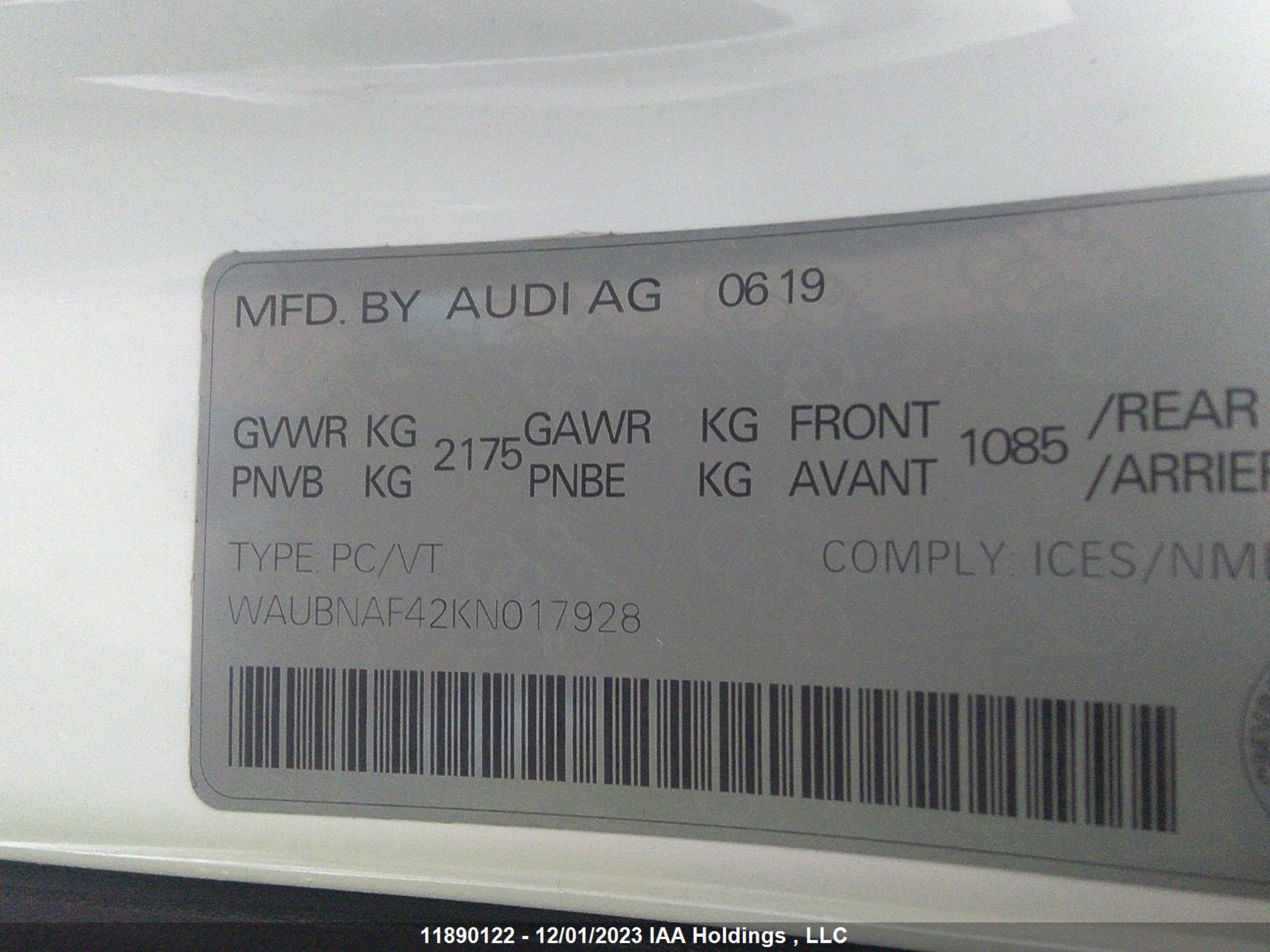 Photo 8 VIN: WAUBNAF42KN017928 - AUDI A4 