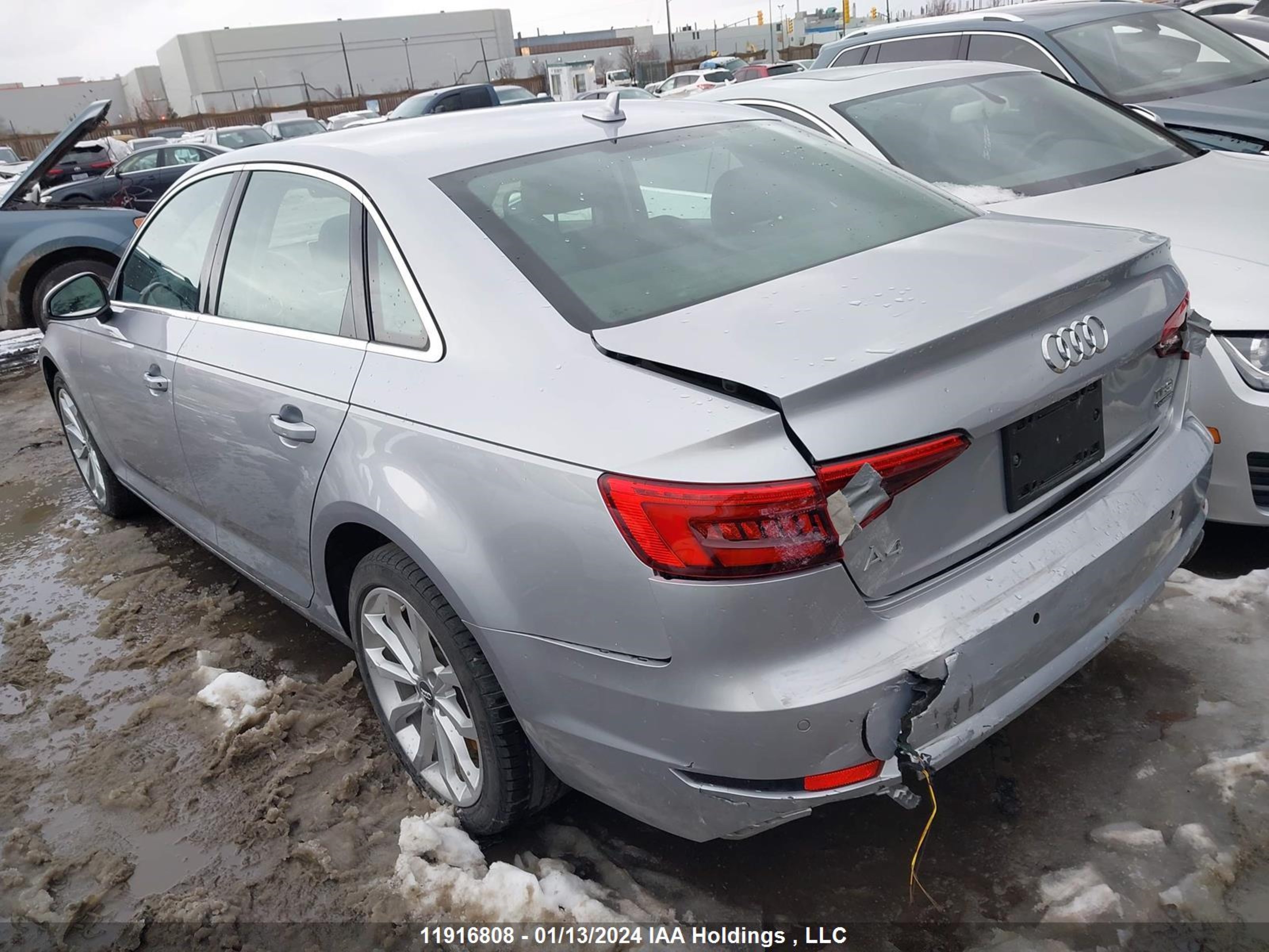 Photo 2 VIN: WAUBNAF43HN065141 - AUDI A4 