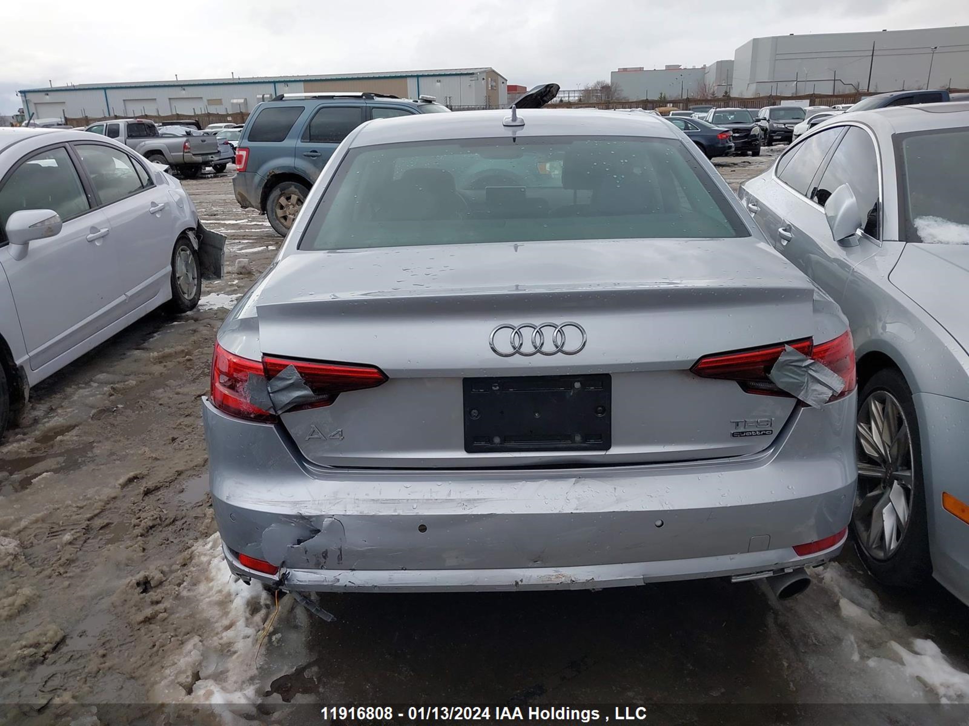 Photo 5 VIN: WAUBNAF43HN065141 - AUDI A4 