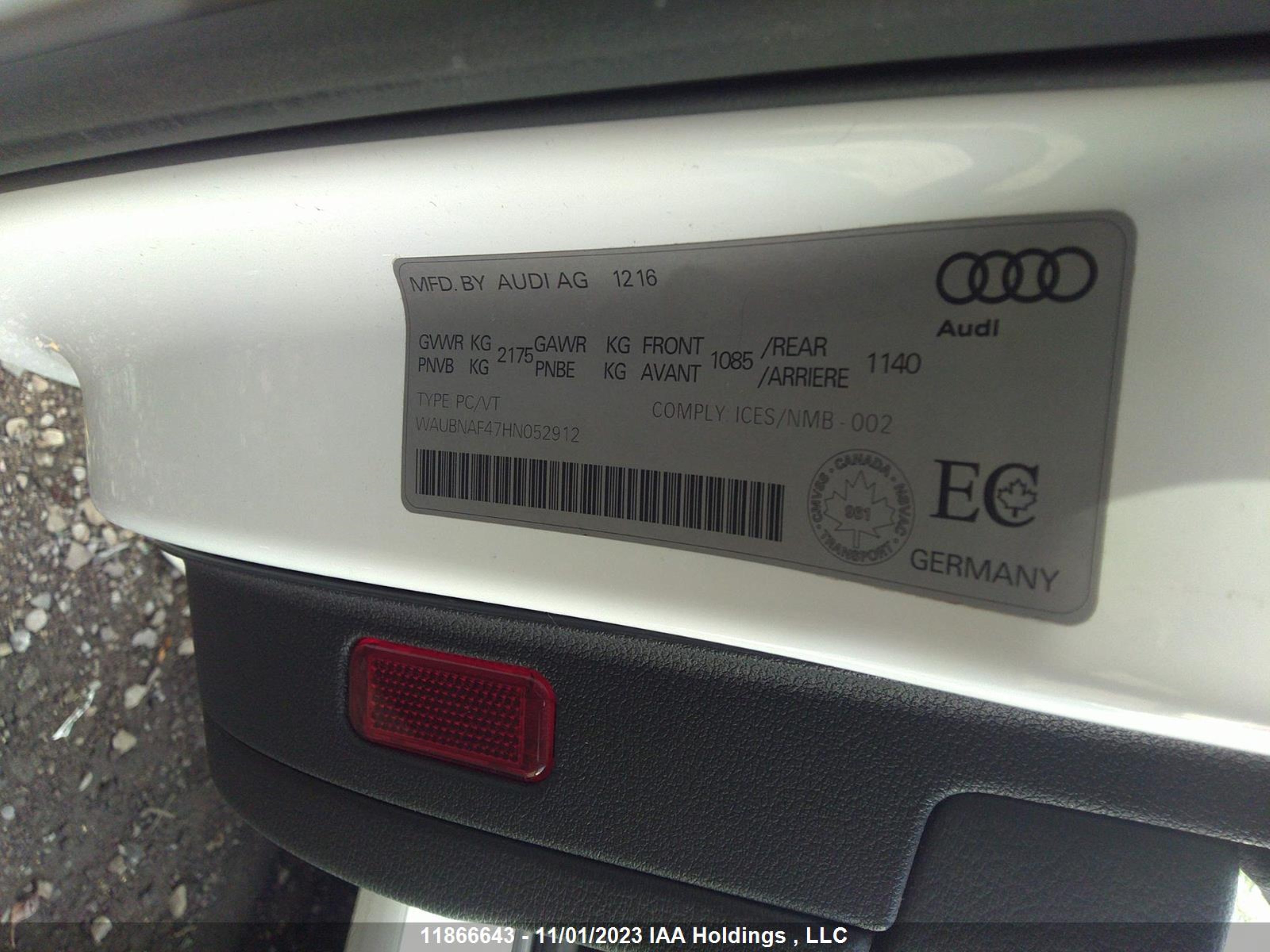 Photo 8 VIN: WAUBNAF47HN052912 - AUDI A4 