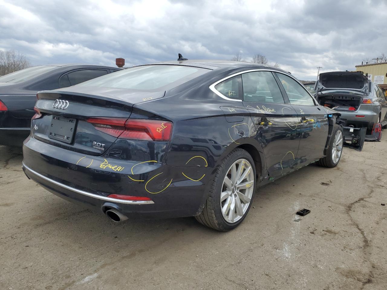 Photo 2 VIN: WAUBNCF53JA012974 - AUDI A5 