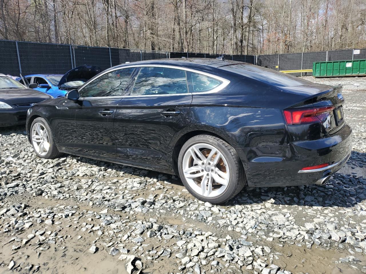 Photo 1 VIN: WAUBNCF55KA057836 - AUDI A5 