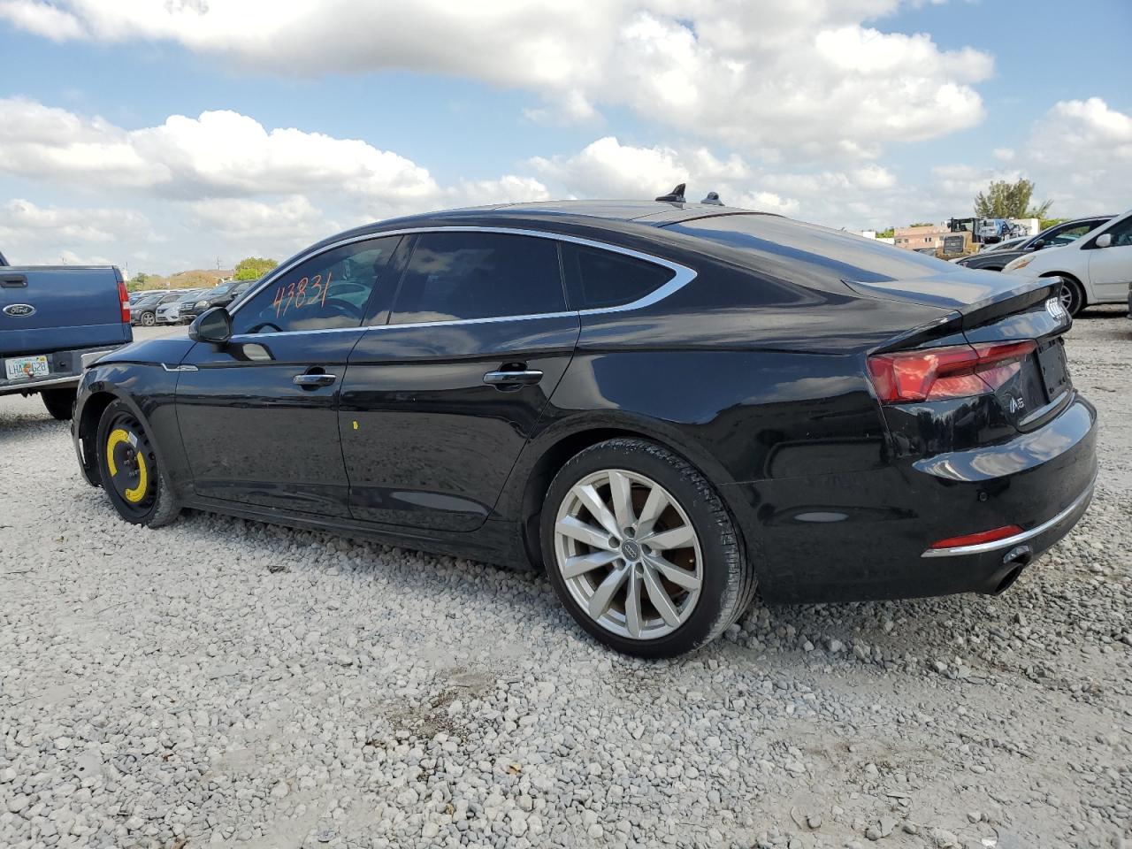 Photo 1 VIN: WAUBNCF56JA041644 - AUDI A5 