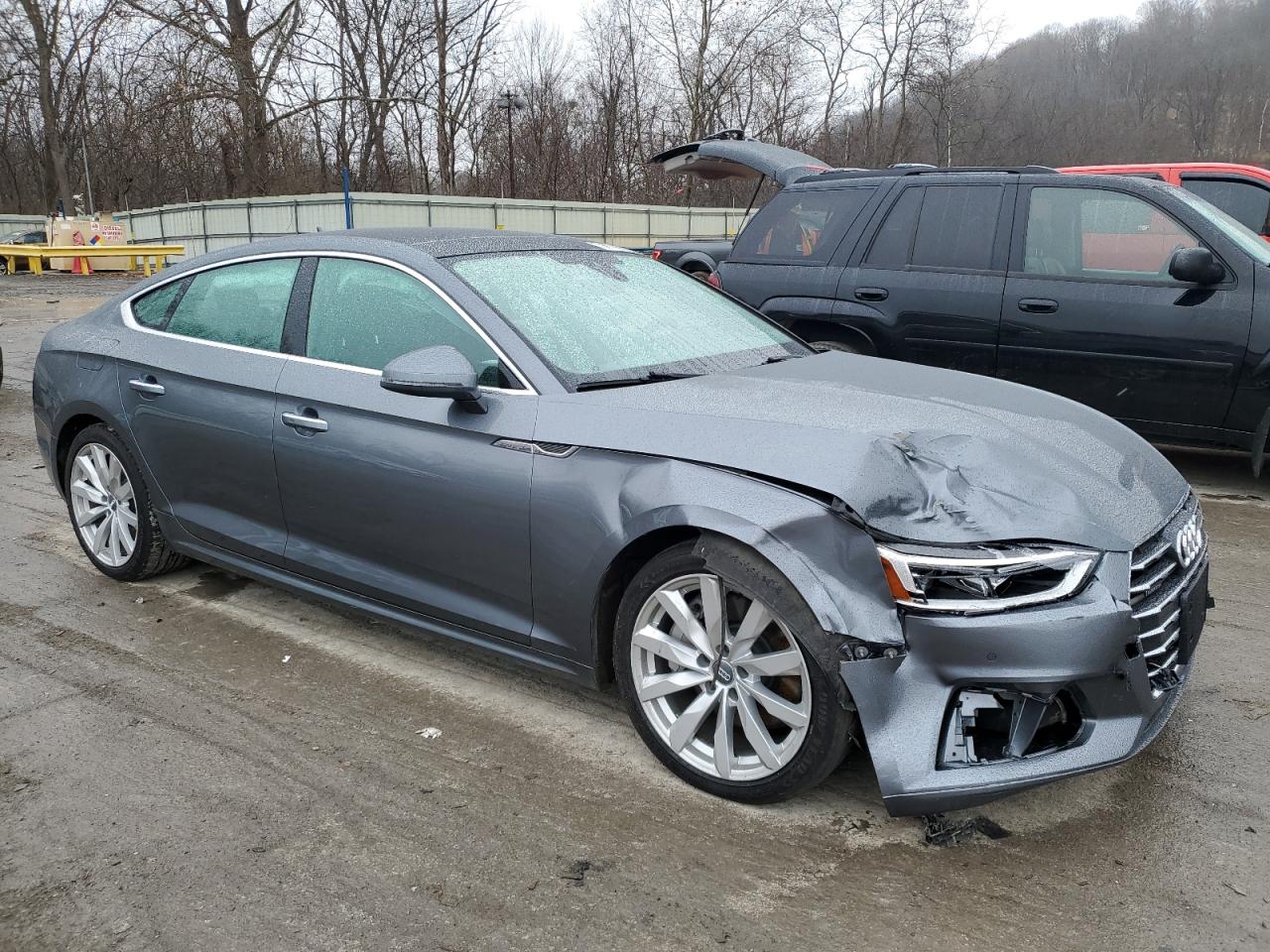 Photo 3 VIN: WAUBNCF58JA103383 - AUDI A5 