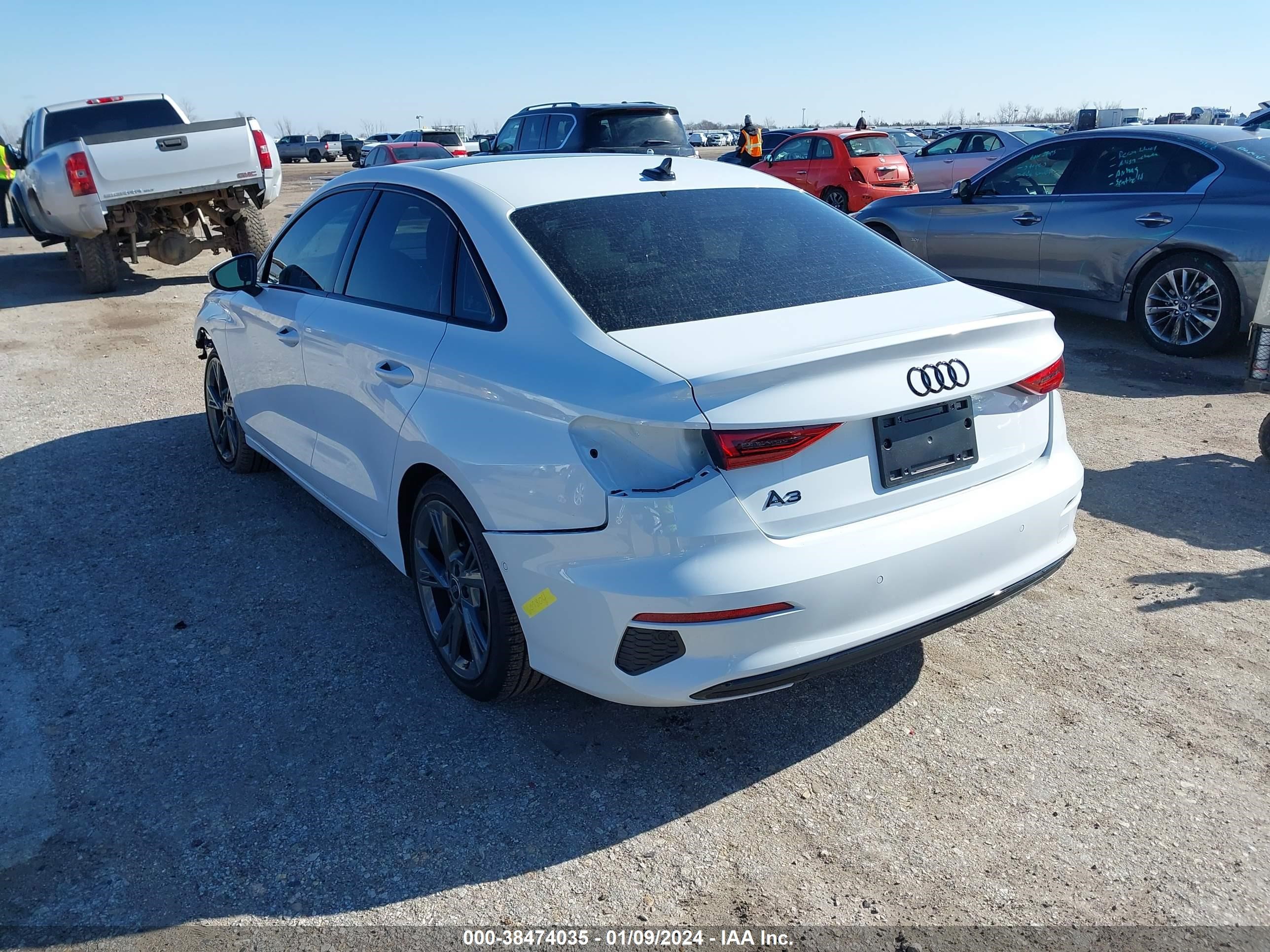 Photo 2 VIN: WAUBUDGY0RA023959 - AUDI A3 