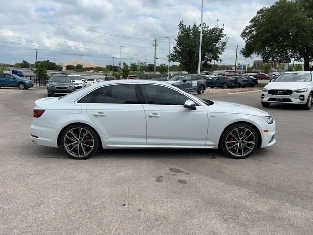 Photo 4 VIN: WAUC4AF40JA132024 - AUDI S4 