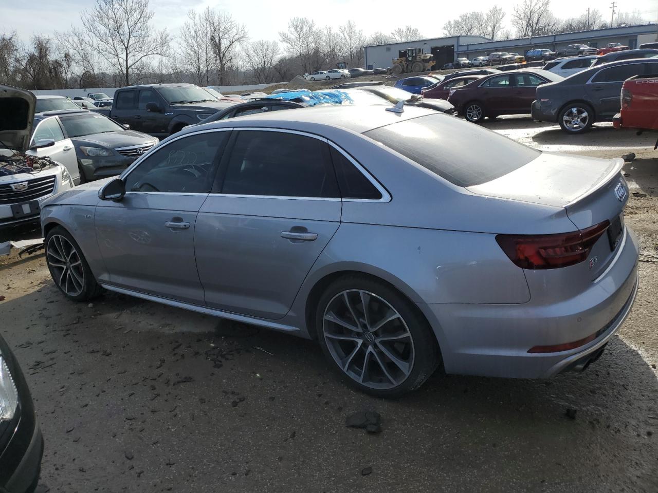 Photo 1 VIN: WAUC4AF49JA131549 - AUDI RS4 