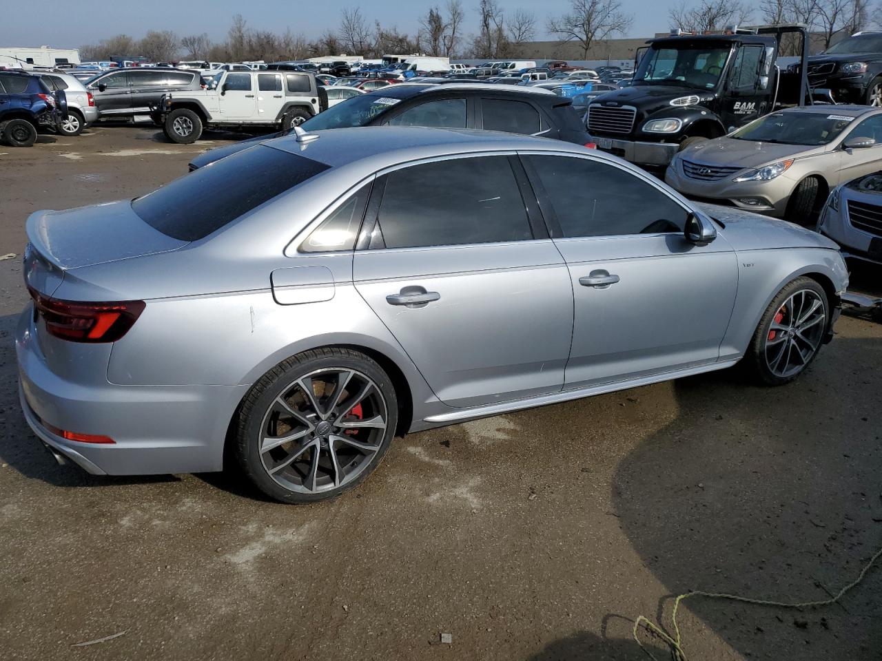 Photo 2 VIN: WAUC4AF49JA131549 - AUDI RS4 