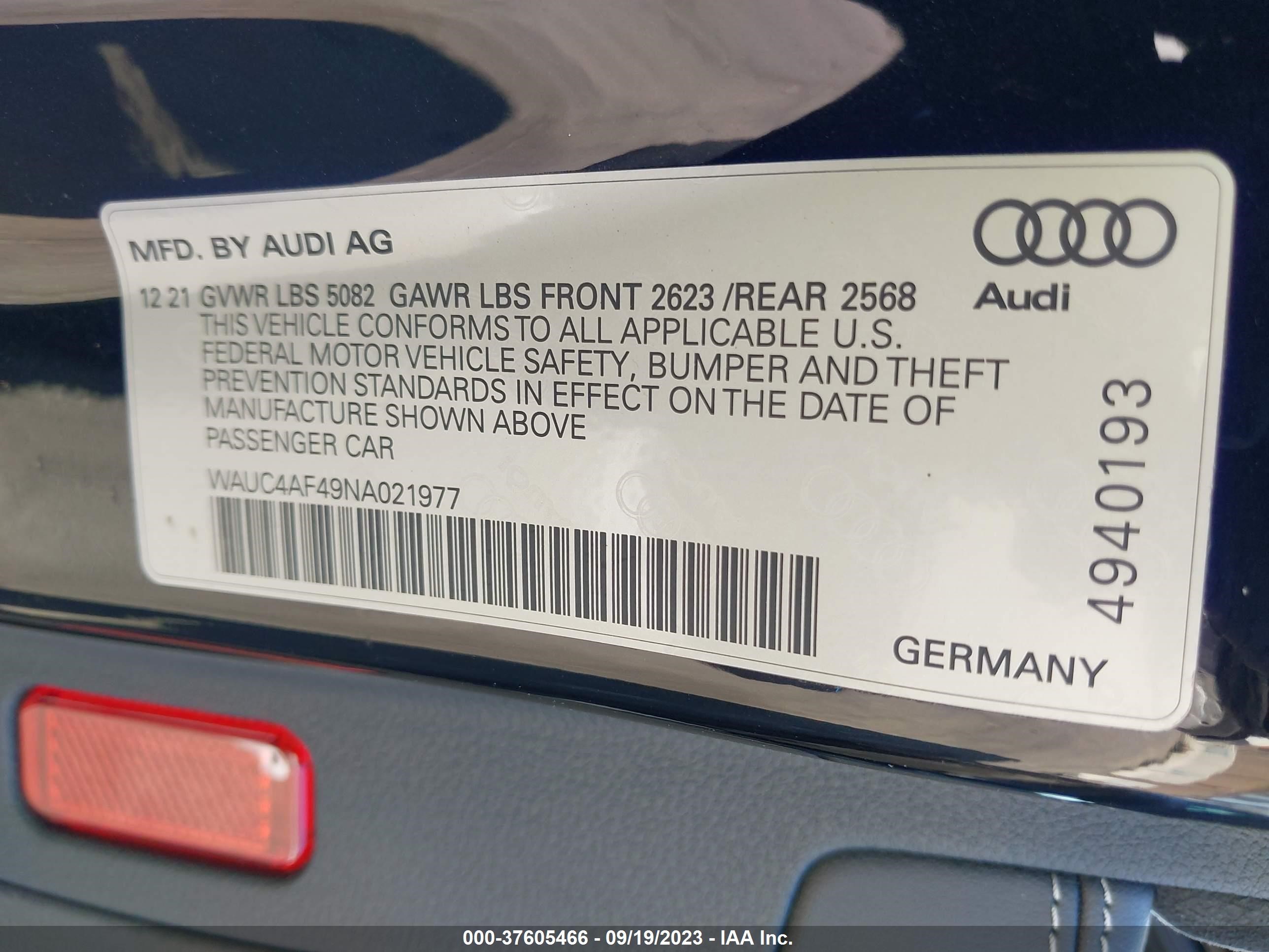 Photo 8 VIN: WAUC4AF49NA021977 - AUDI S4 