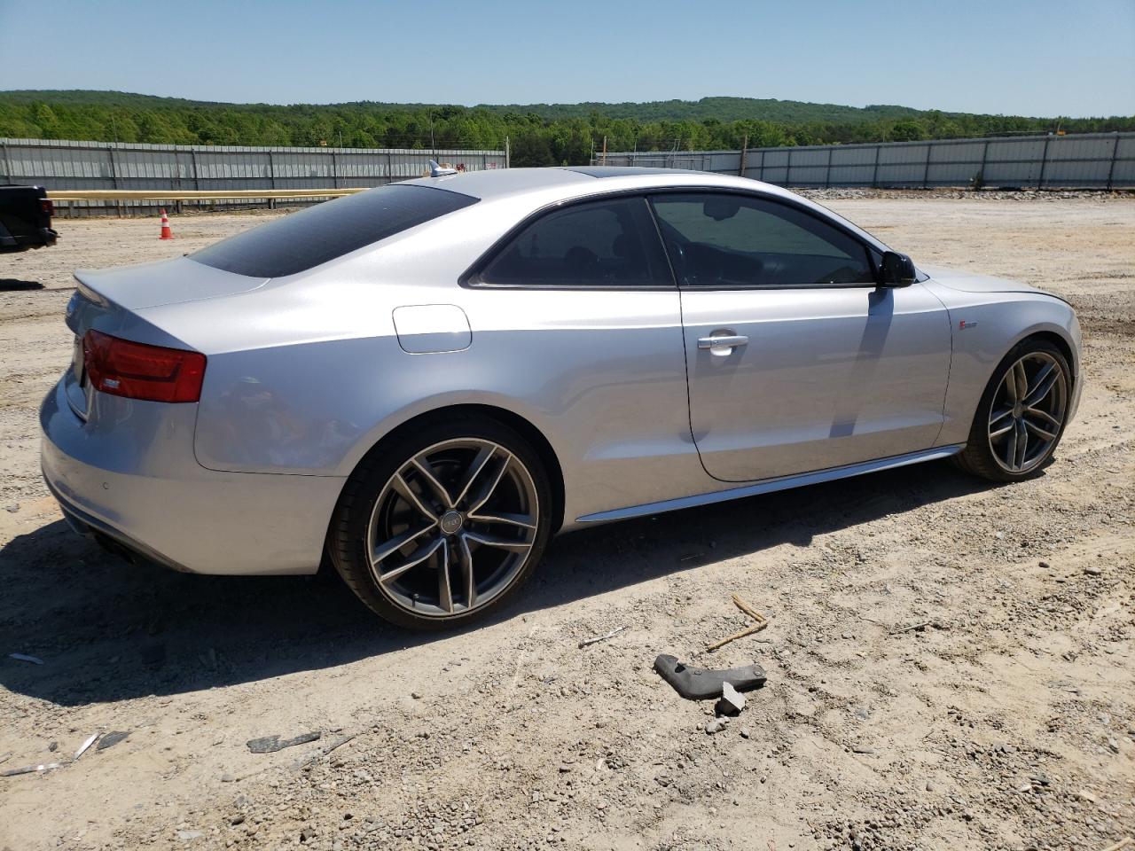 Photo 2 VIN: WAUC4AFR2GA036299 - AUDI RS5 