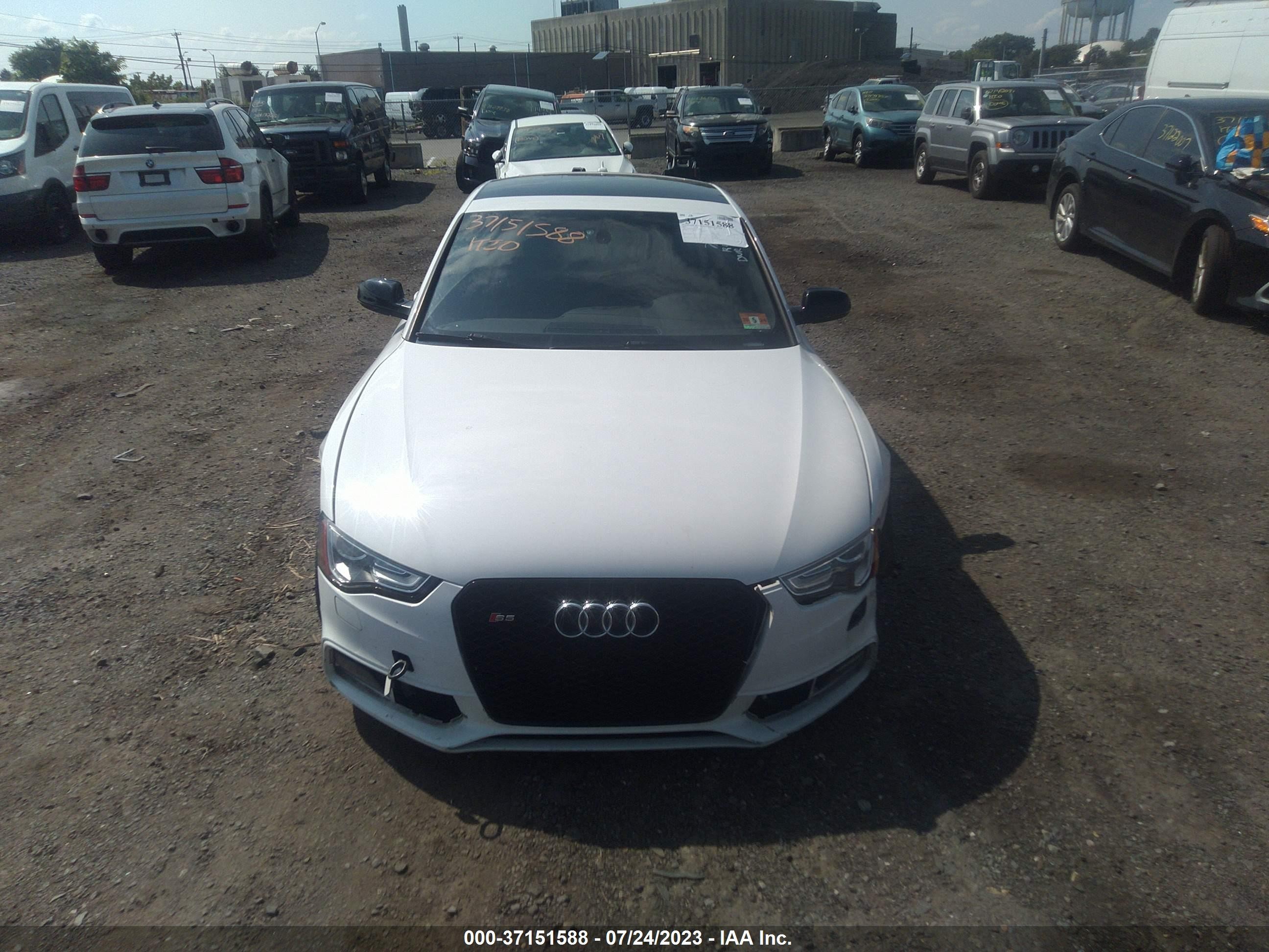 Photo 11 VIN: WAUC4AFR5GA028262 - AUDI S5 