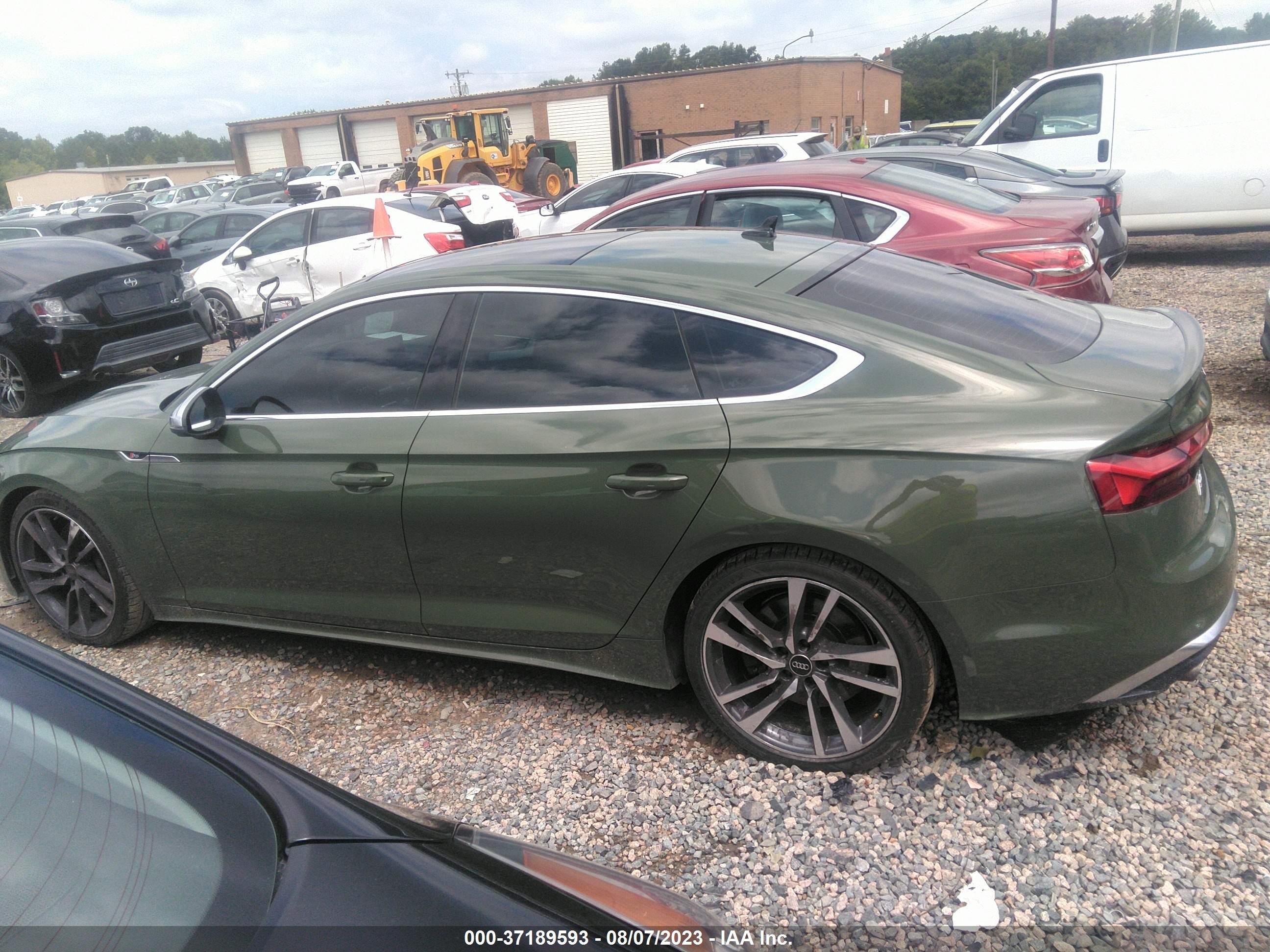 Photo 13 VIN: WAUC4CF50MA032563 - AUDI S5 