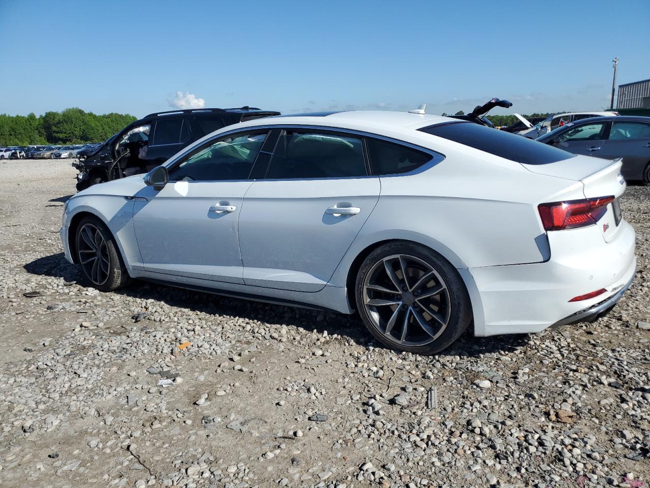 Photo 1 VIN: WAUC4CF51JA091696 - AUDI RS5 