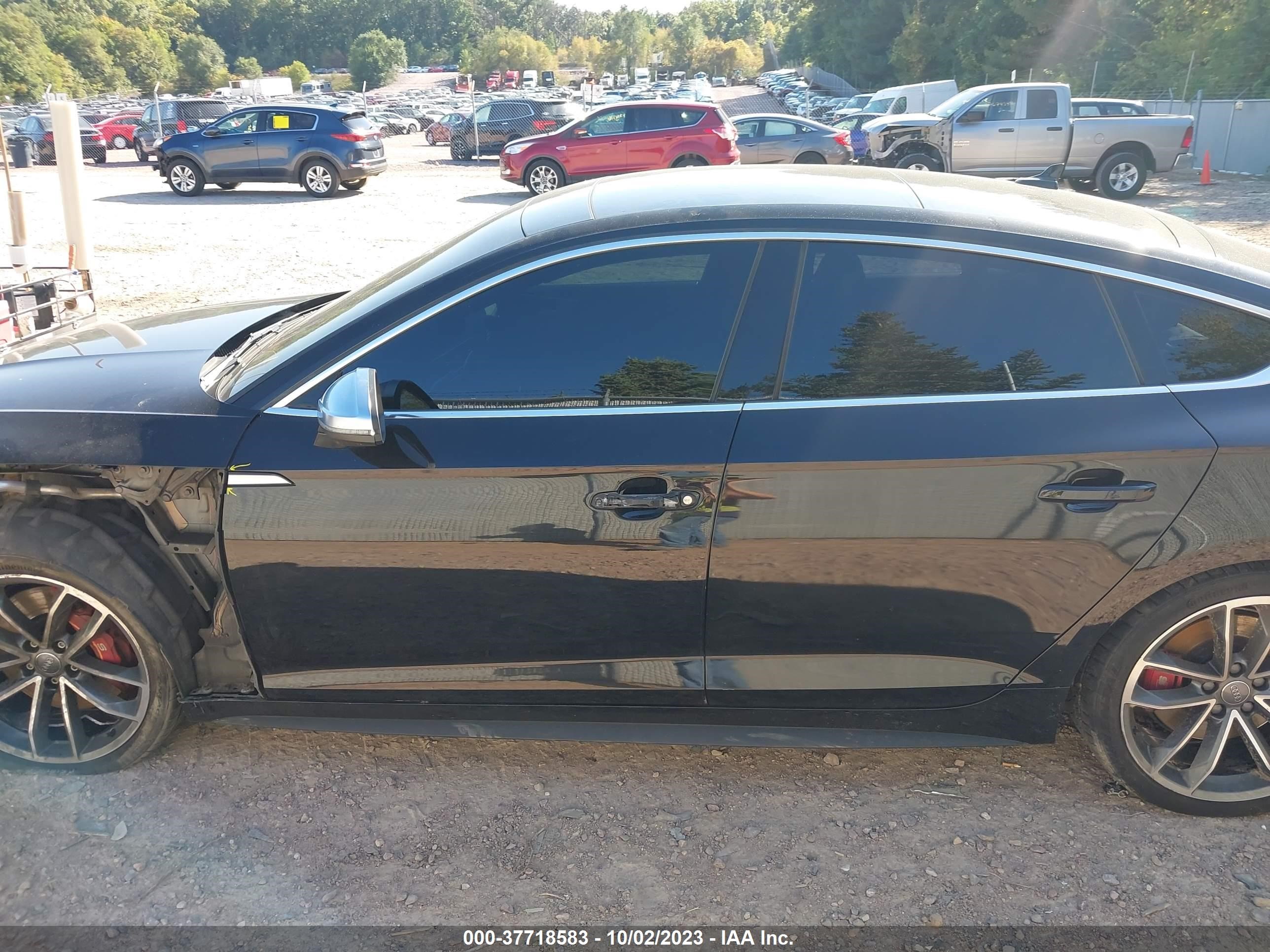 Photo 13 VIN: WAUC4CF53JA030107 - AUDI S5 SPORTBACK 