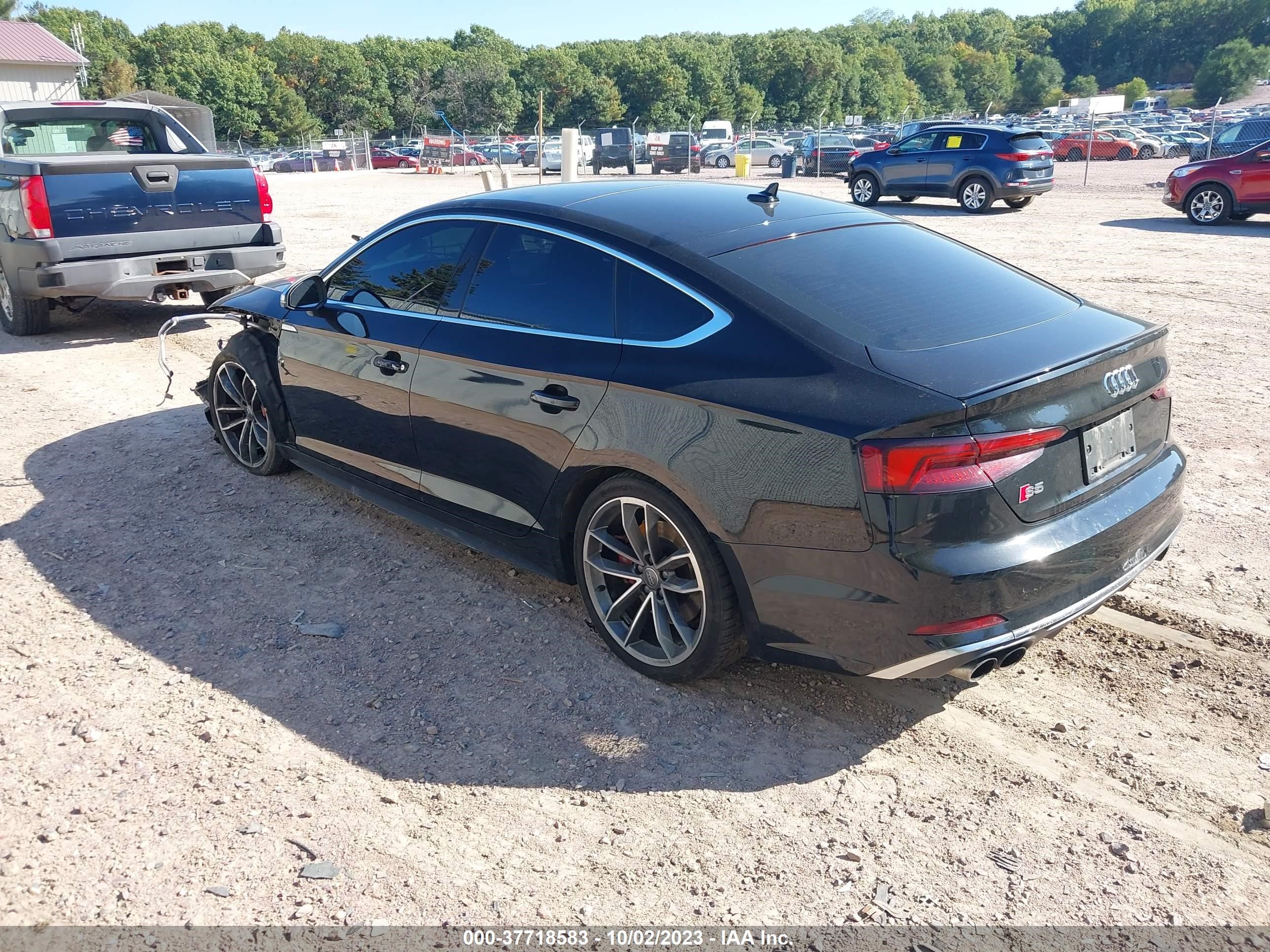 Photo 2 VIN: WAUC4CF53JA030107 - AUDI S5 SPORTBACK 