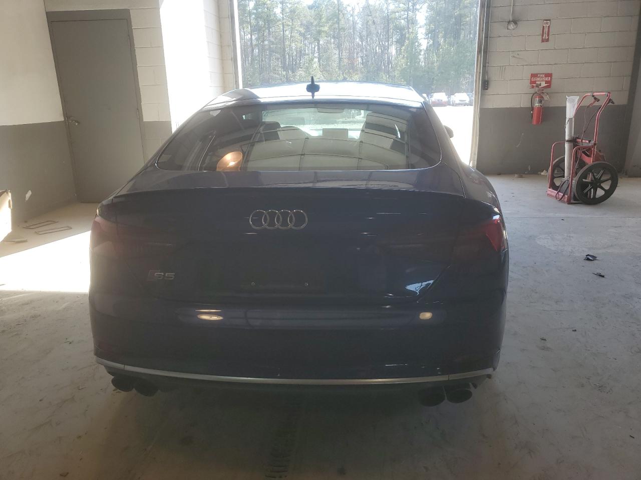 Photo 5 VIN: WAUC4CF54JA037129 - AUDI RS5 