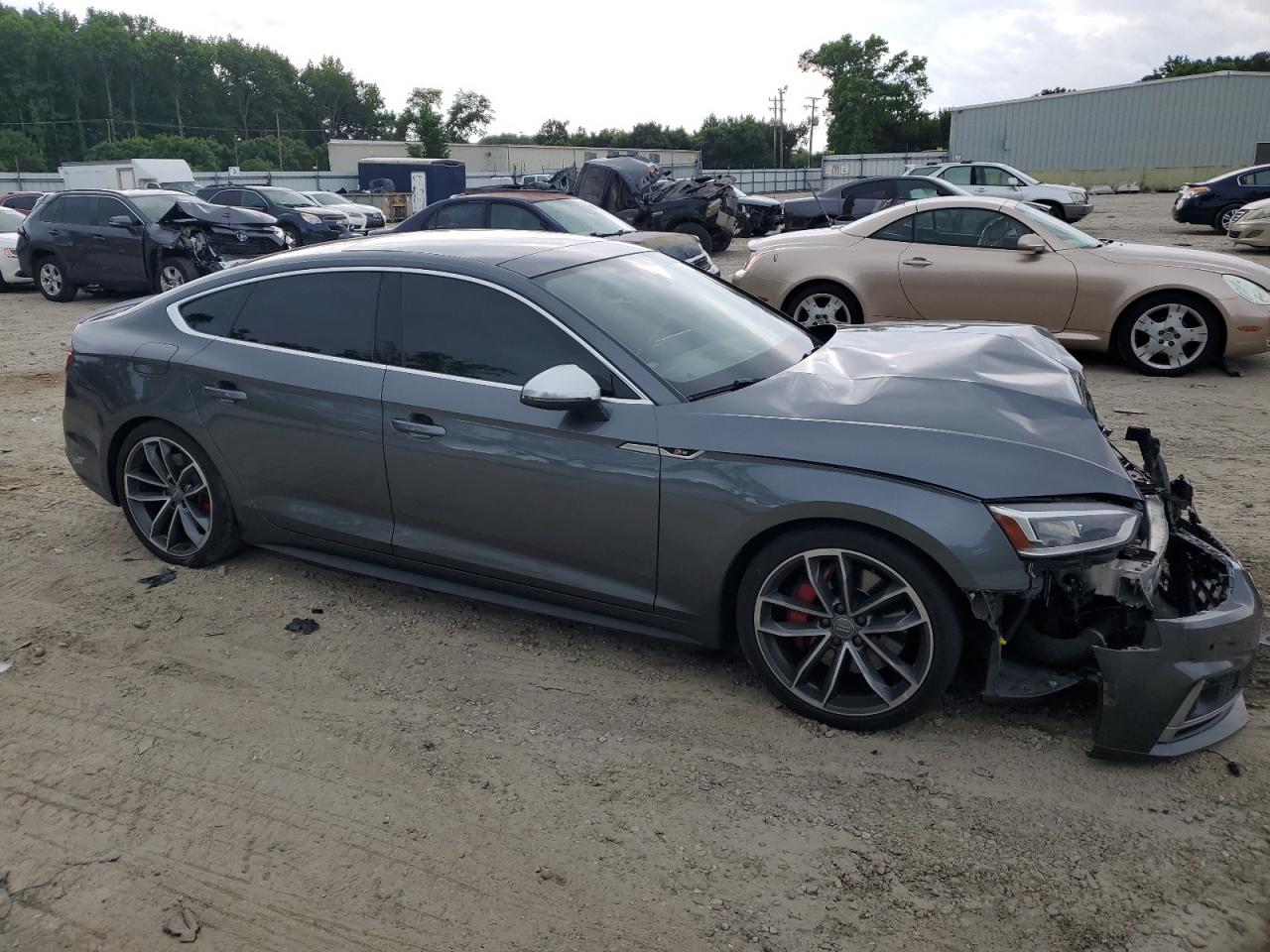 Photo 3 VIN: WAUC4CF54JA100438 - AUDI RS5 