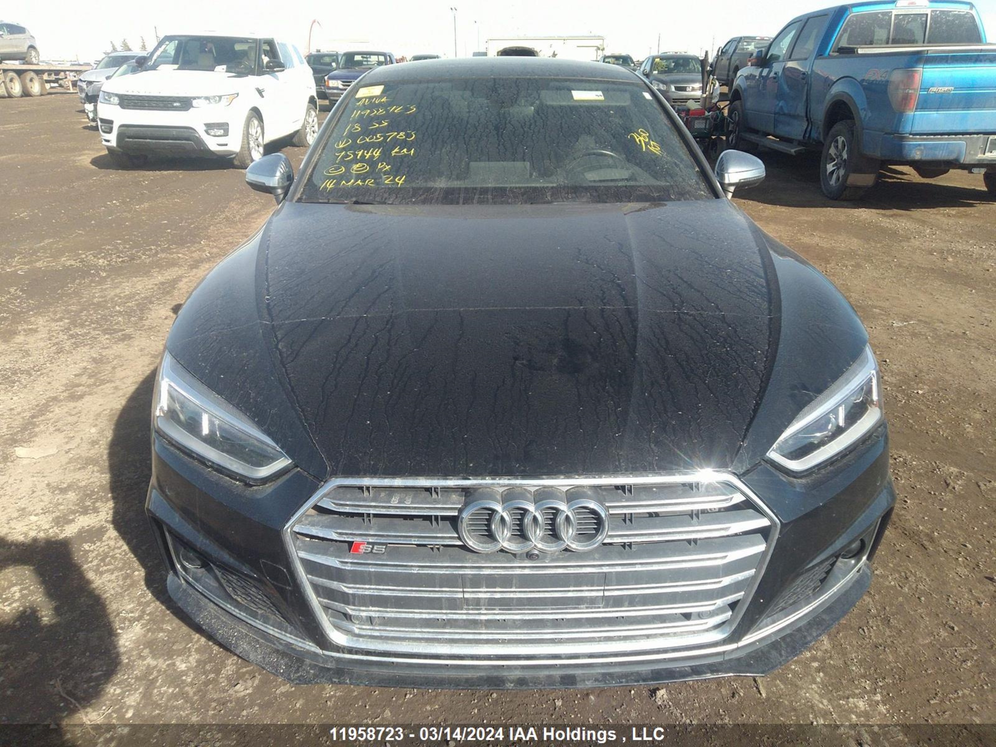 Photo 12 VIN: WAUC4CF56JA005783 - AUDI S5 