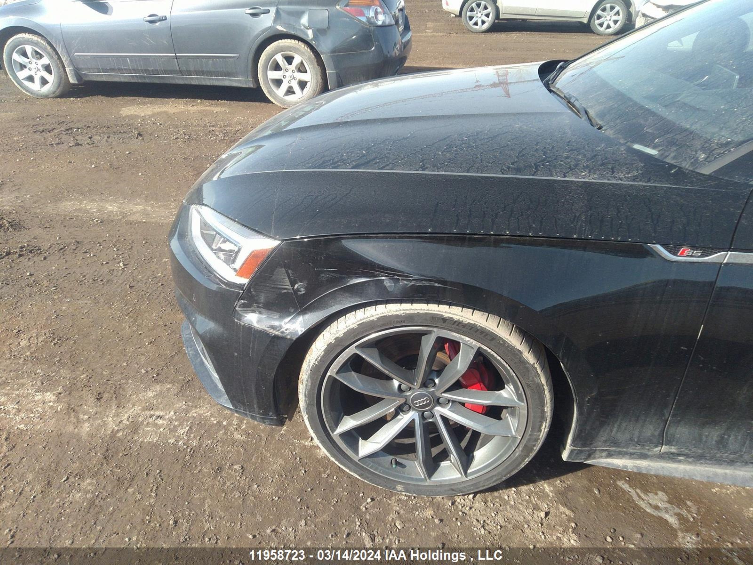 Photo 5 VIN: WAUC4CF56JA005783 - AUDI S5 