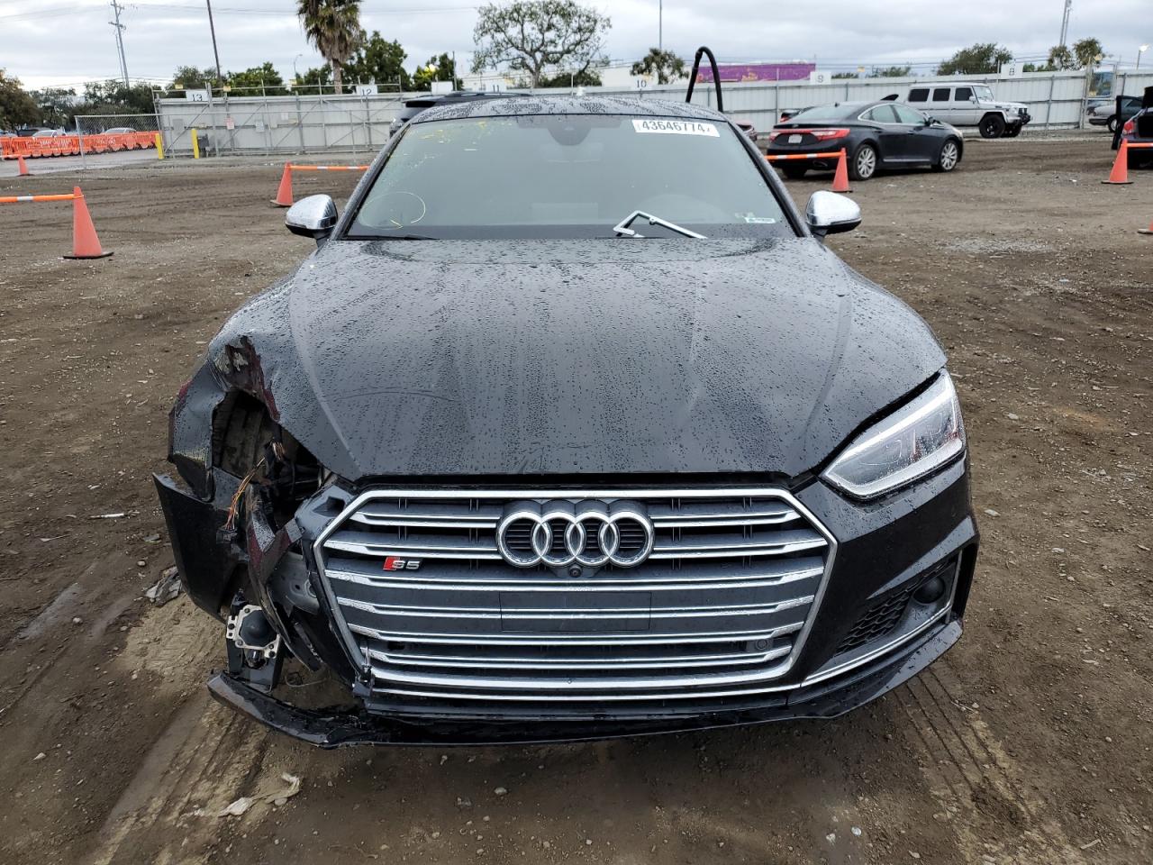 Photo 4 VIN: WAUC4CF56JA038248 - AUDI RS5 