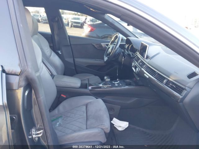 Photo 4 VIN: WAUC4CF56JA083755 - AUDI S5 