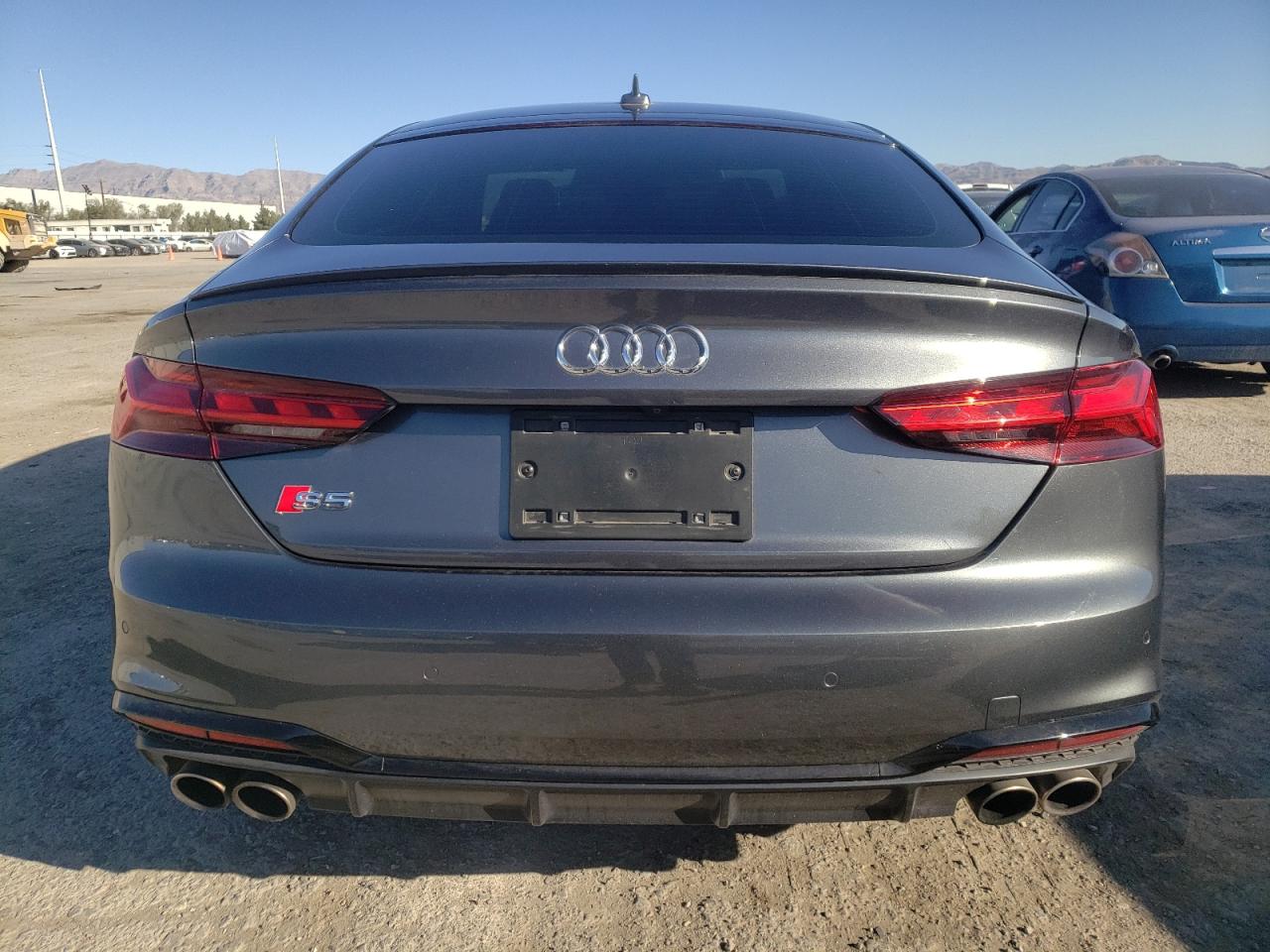 Photo 5 VIN: WAUC4CF56LA015281 - AUDI RS5 