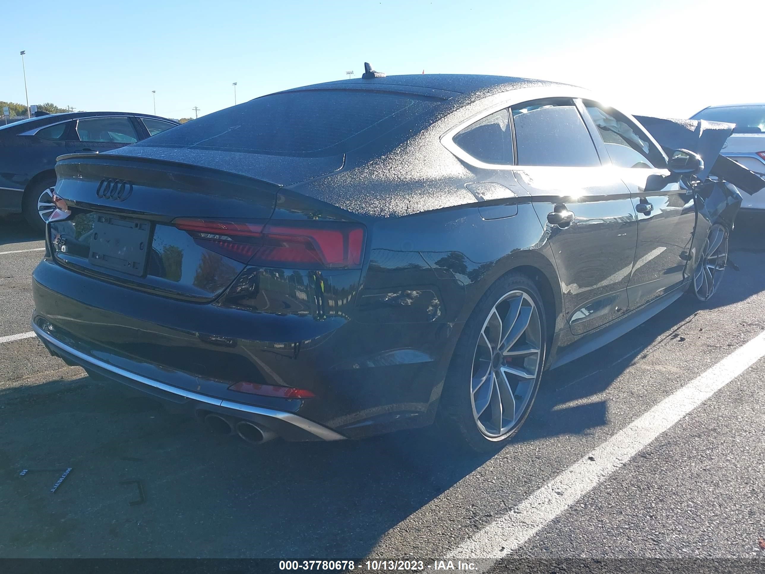 Photo 3 VIN: WAUC4CF57JA083036 - AUDI S5 