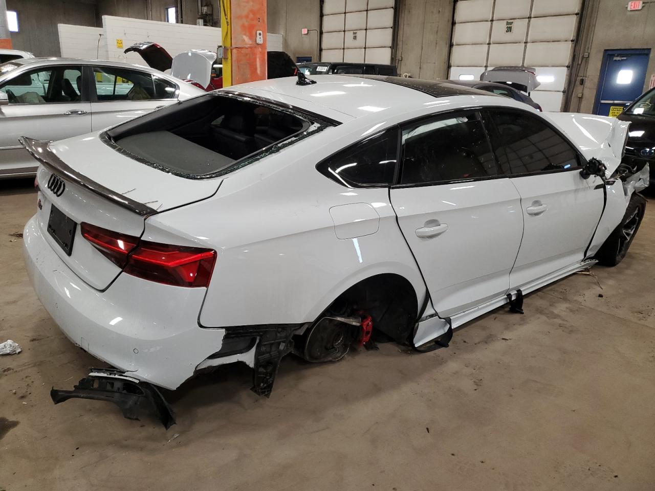 Photo 2 VIN: WAUC4CF57MA013119 - AUDI RS5 