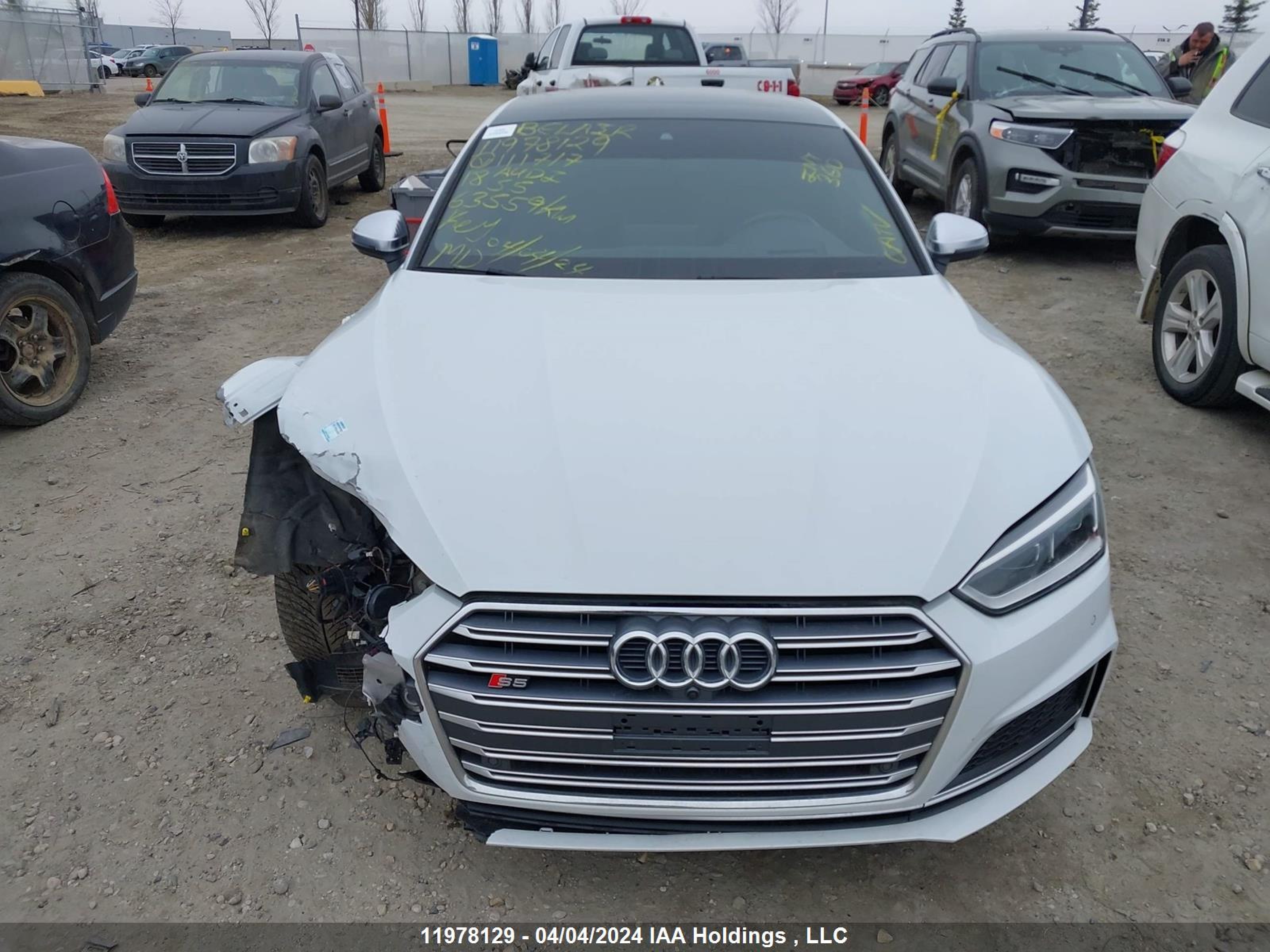 Photo 11 VIN: WAUC4CF58JA111717 - AUDI S5 