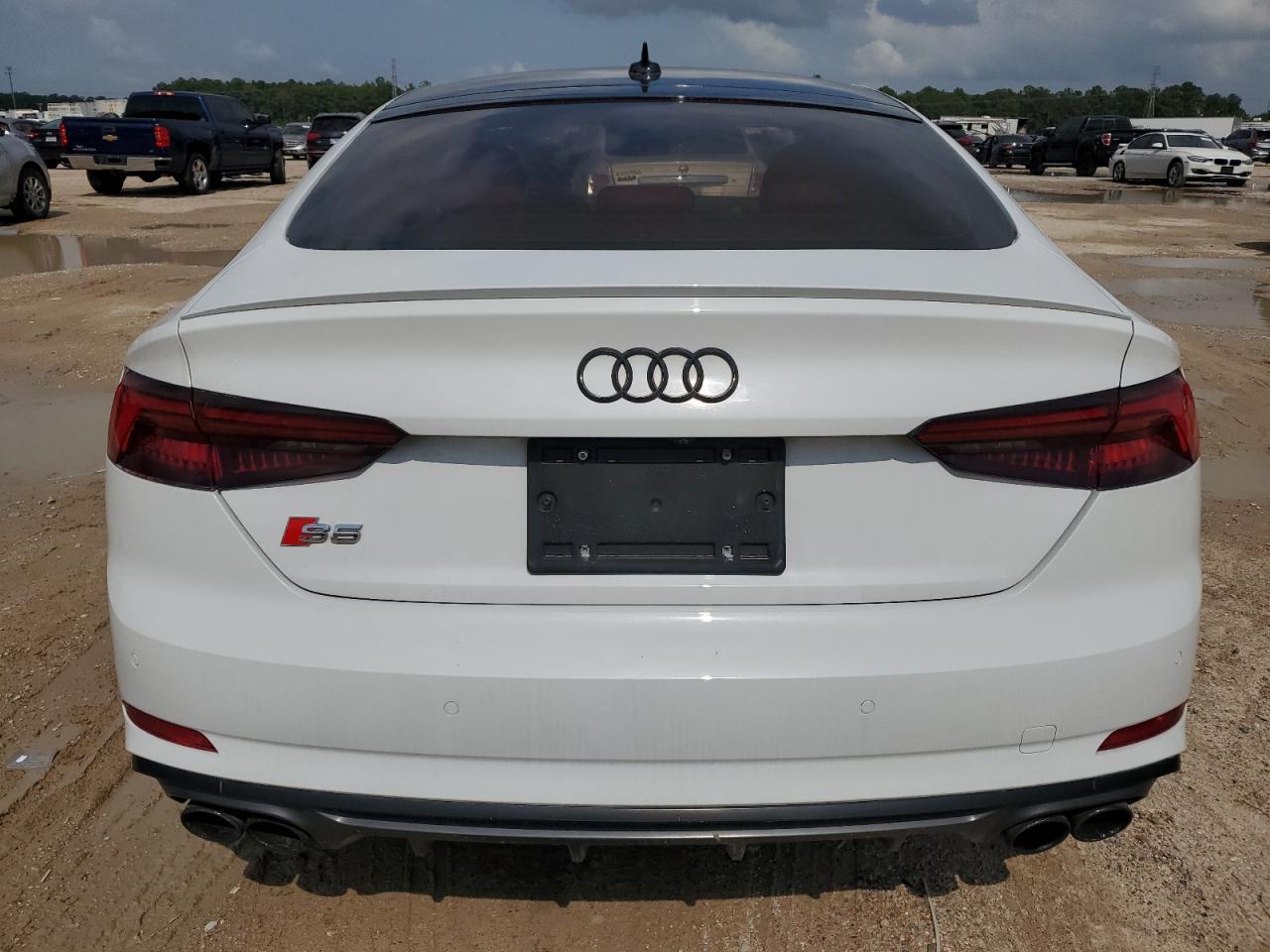 Photo 5 VIN: WAUC4CF5XJA027110 - AUDI RS5 