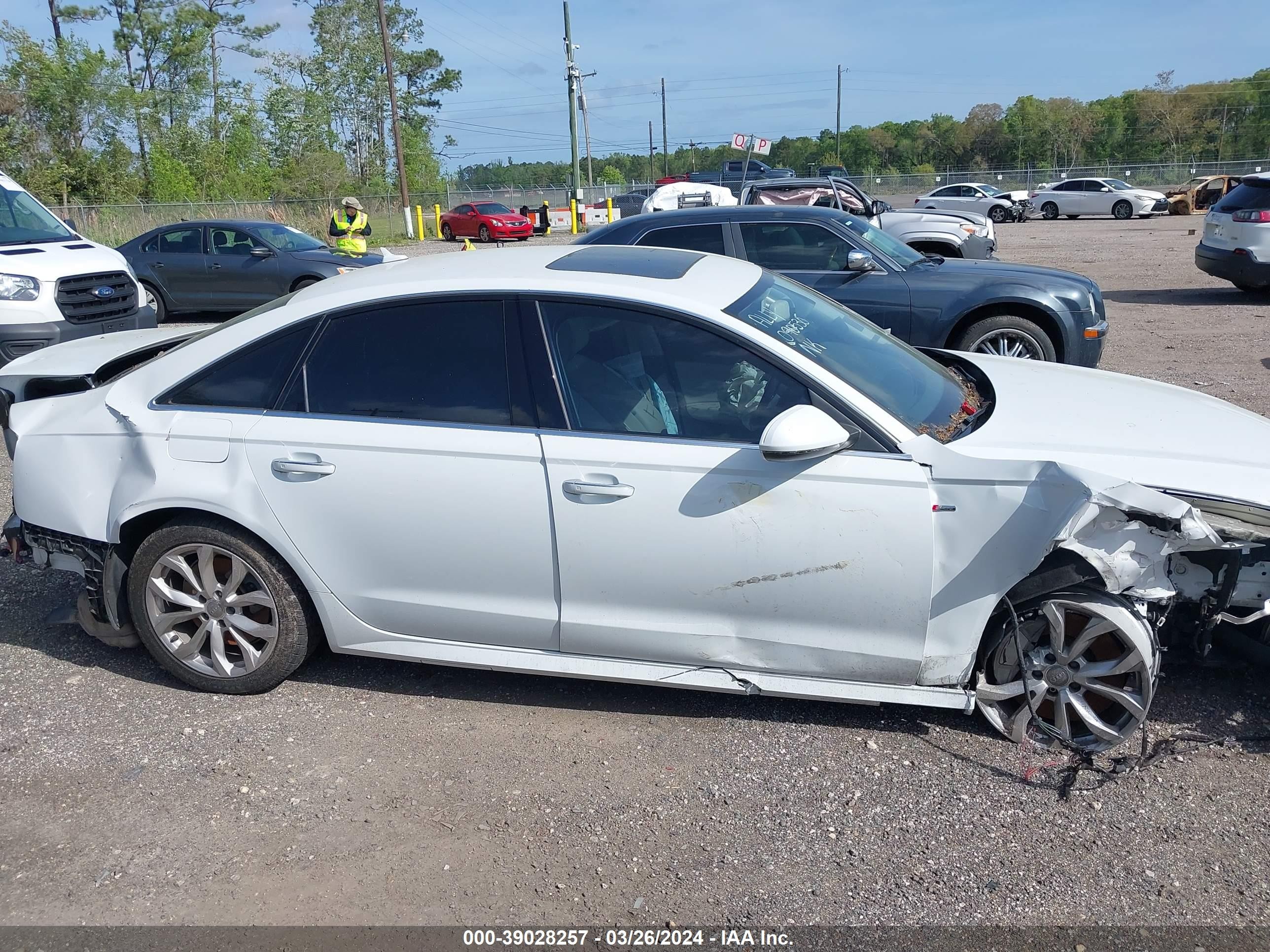 Photo 11 VIN: WAUC8AFC6JN090530 - AUDI A6 