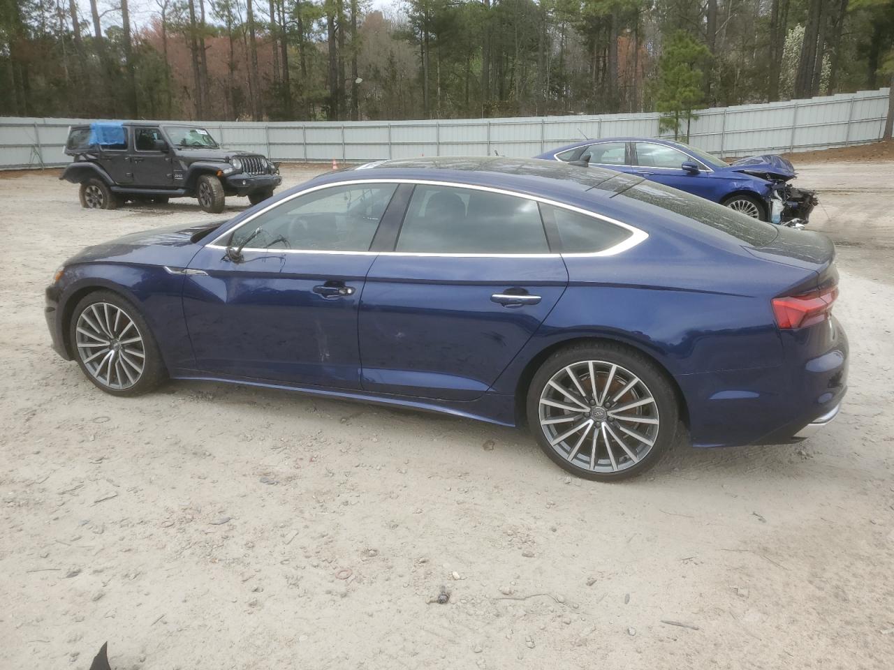 Photo 1 VIN: WAUCBCF52MA015186 - AUDI A5 