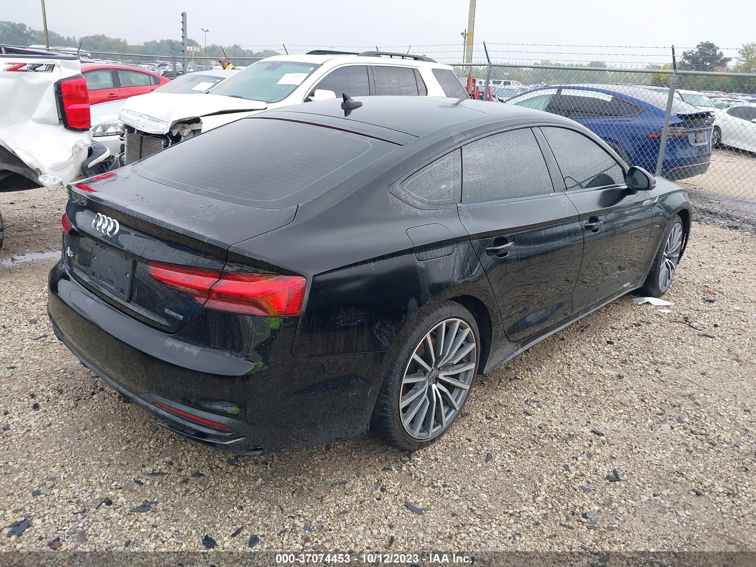 Photo 3 VIN: WAUCBCF56NA016651 - AUDI A5 