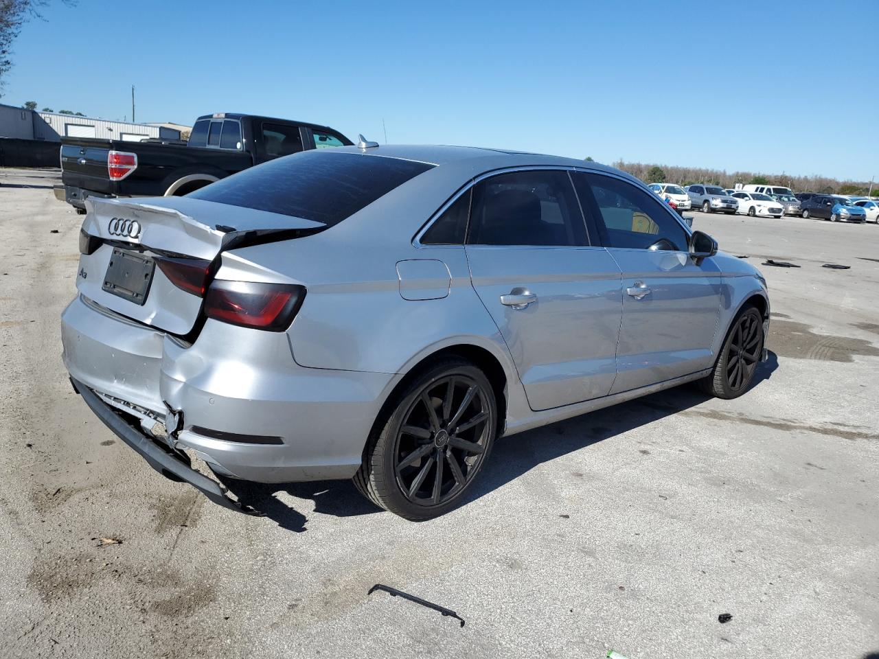 Photo 2 VIN: WAUCCGFF7F1127921 - AUDI A3 