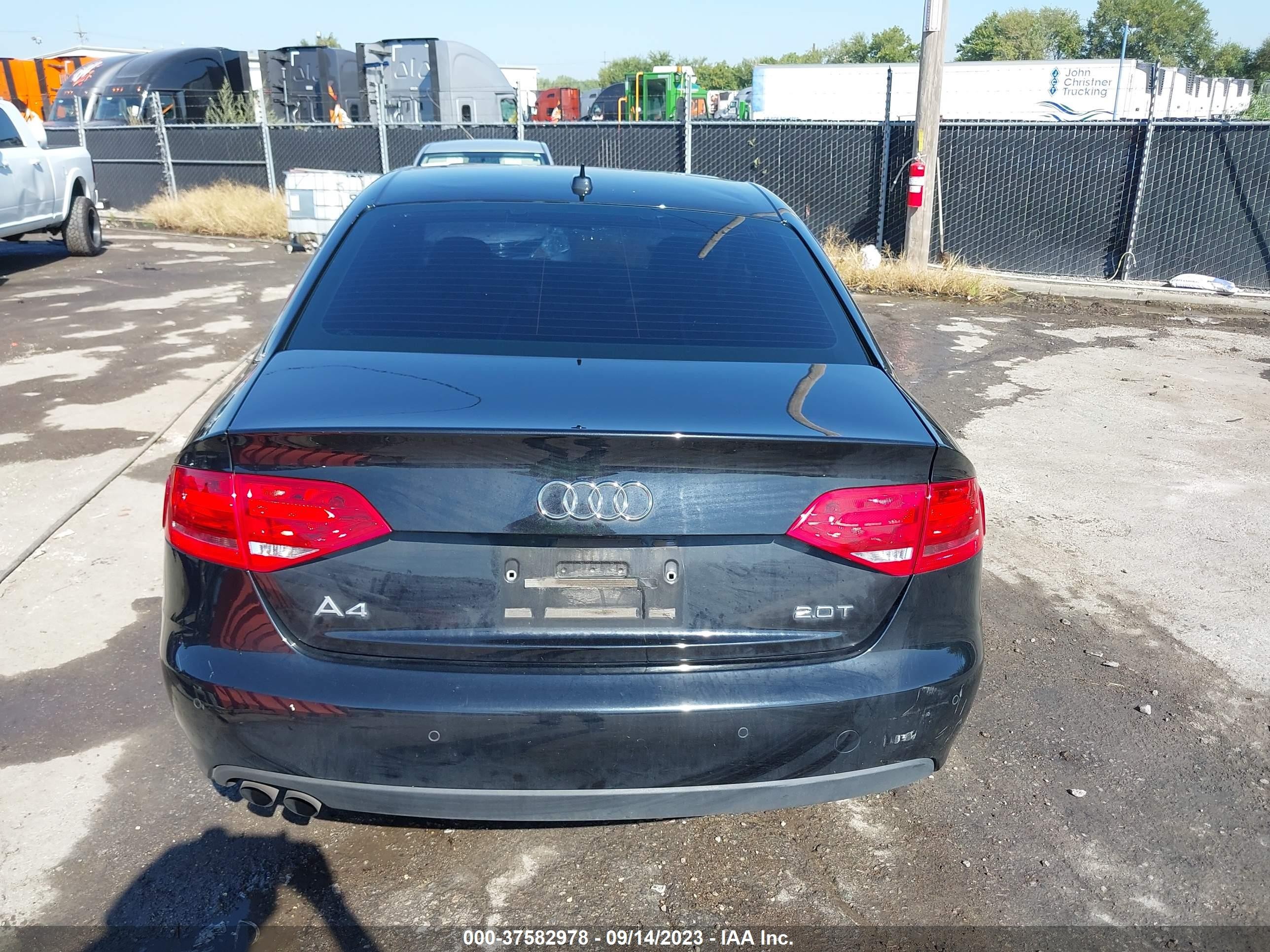 Photo 15 VIN: WAUCF78K89N041063 - AUDI A4 