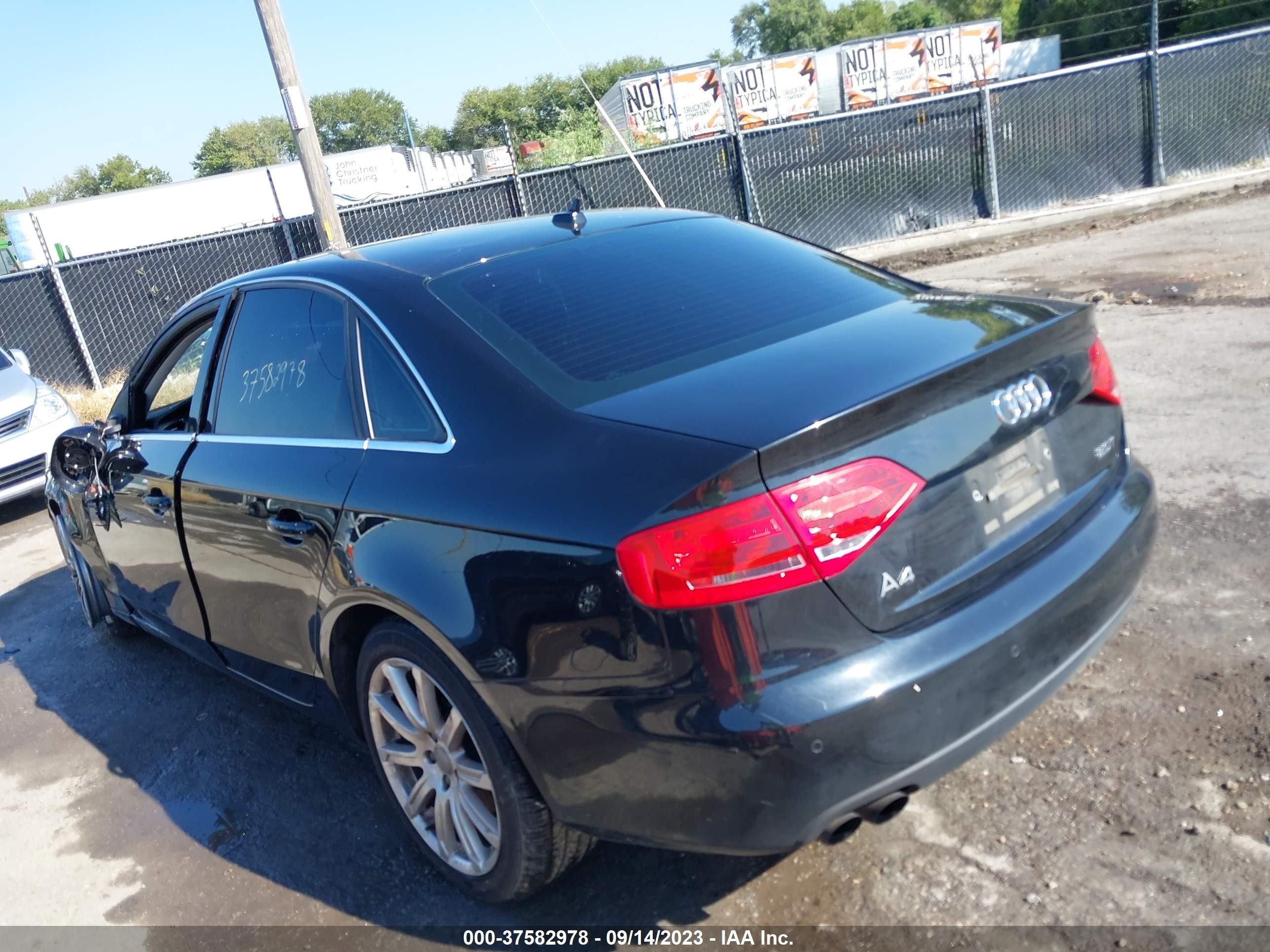 Photo 2 VIN: WAUCF78K89N041063 - AUDI A4 