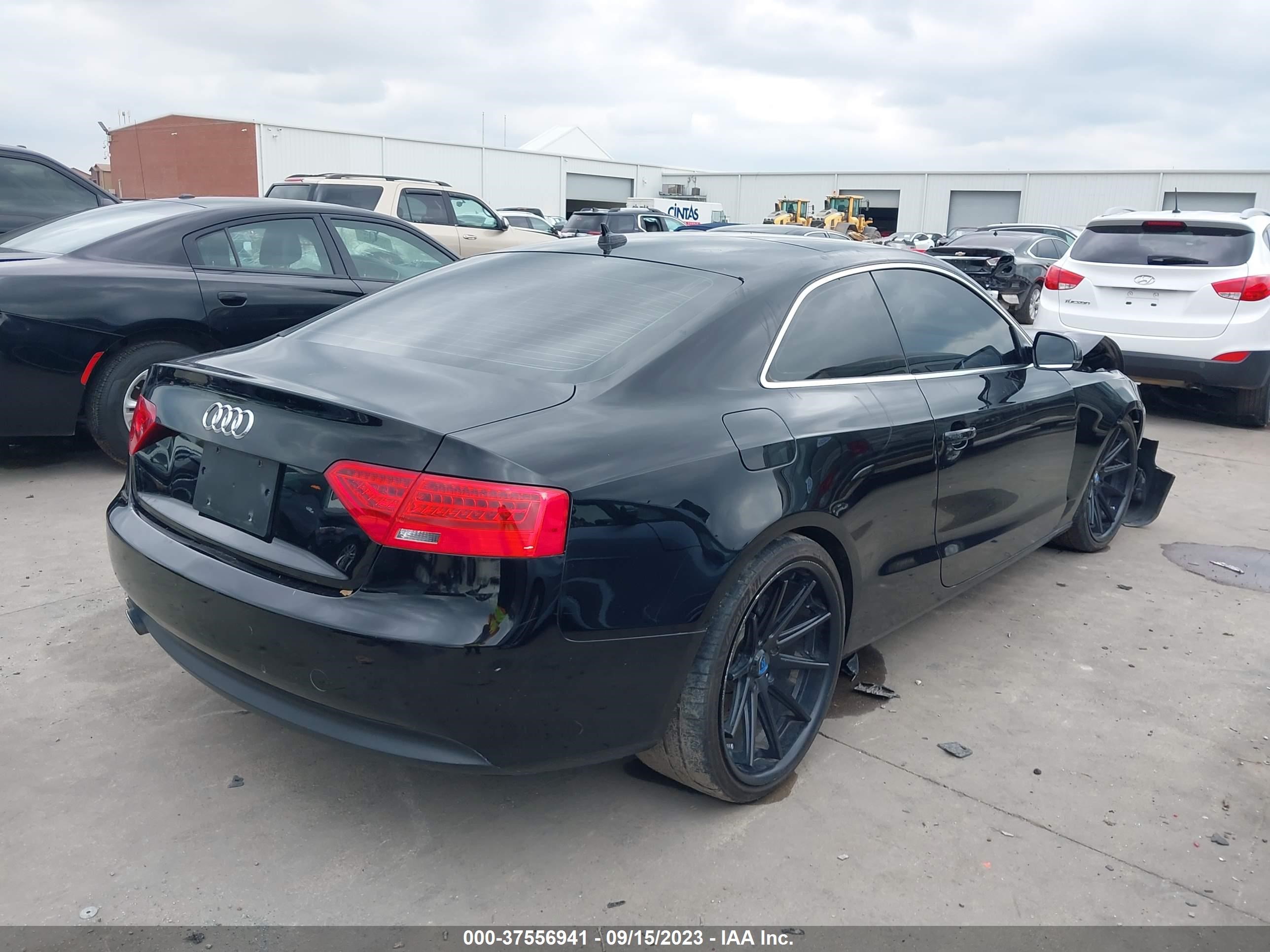 Photo 3 VIN: WAUCFAFR3EA028378 - AUDI A5 